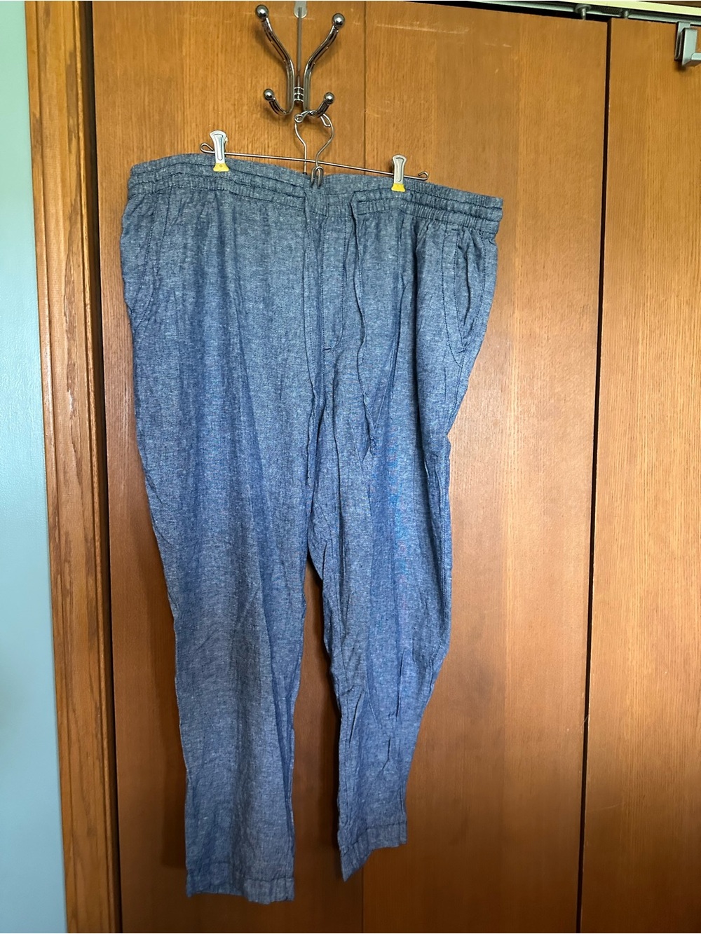 Old Navy Women's Straight-Leg Jeans in Heathered Blue